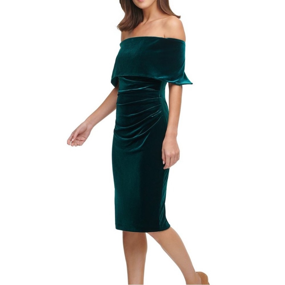 Vince Camaro Ruched Off-The-Shoulder Dress Emerald Green Velvet - Size 2